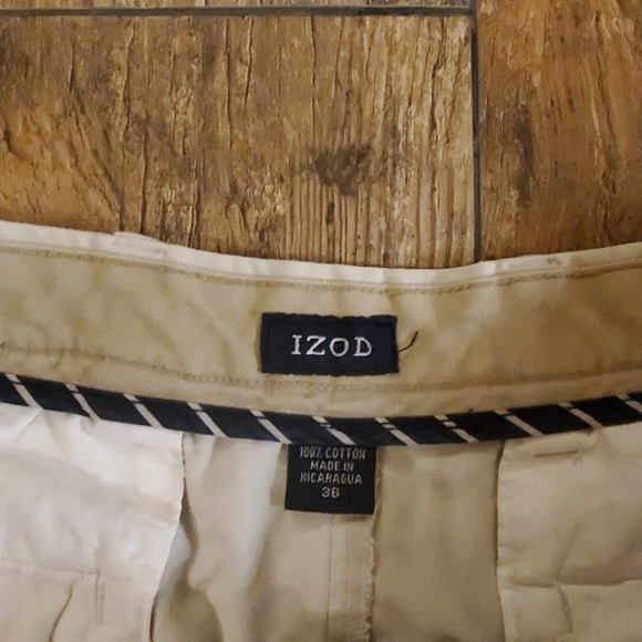 Izod Men's shorts size 36 - Picture 2 of 3